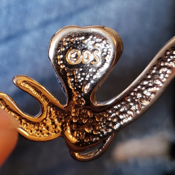 Silver tone cobra / asp bracelet - Picture 4 of 4